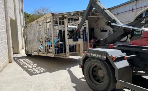 المعابر والحدود تعلن استلام دفعة مفقودات على معبر الكرامة