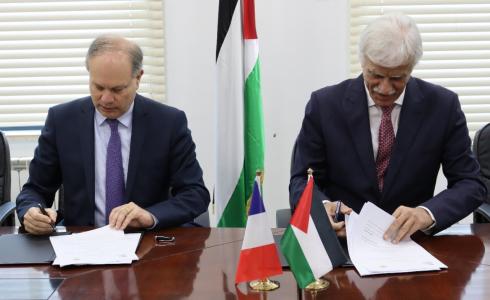 توقيع اتفاقية لتنظيم امتحانات "الدلف" في المدارس