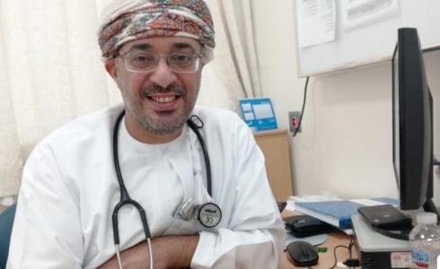 وفاة الدكتور عبدالعزيز الفارسي في سلطنة عمان