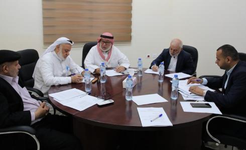 صورة من اجتماع لجنة الداخلية والأمن والحكم المحلي بغزة.