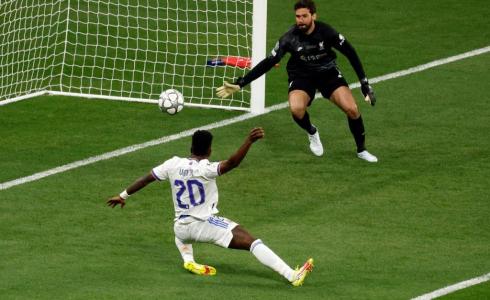 مباراة ريال مدريد وليفربول