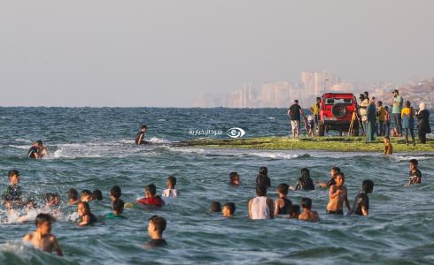 السباحة في بحر قطاع غزة - أرشيفية