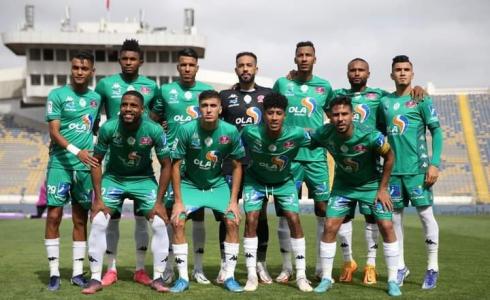 الرجاء يشعل الصراع على لقب الدوري المغربي