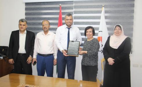 كهرباء غزة توقع اتفاقية لشراء (2) ميجاوات كهرباء شمسي