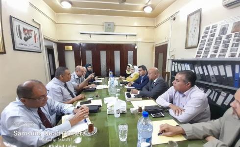 لقاء د.ابو هولي لبحث احتياجات اللاجئين