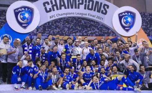 تتويج الهلال بالدوري السعودي للمحترفين.