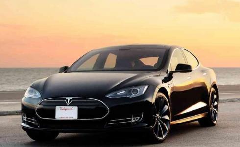 سيارة تسلا الكهربائية