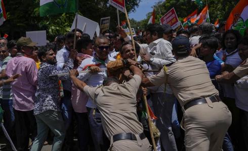 حملة على تويتر لطرد الهنودس من الخليج