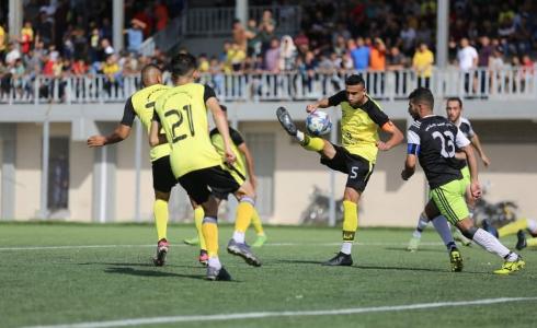 النصيرات يهزم المُجمع ويقترب من العودة للدوري الممتاز