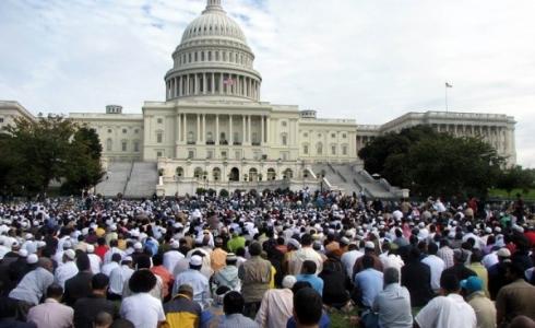 المسلمون يؤدون صلاة عيد الأضحى المبارك في أمريكا- أرشيفية
