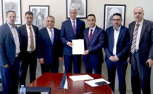 "التربية" واتحاد المعلمين يوقعان اتفاقية لتعديل تاريخ منح علاوة طبيعة العمل