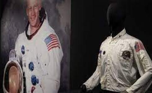 بيع سترة رحلة القمر التاريخية مقابل  2.8 مليون دولار