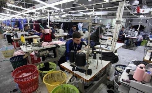 مصنع خياطة في غزة