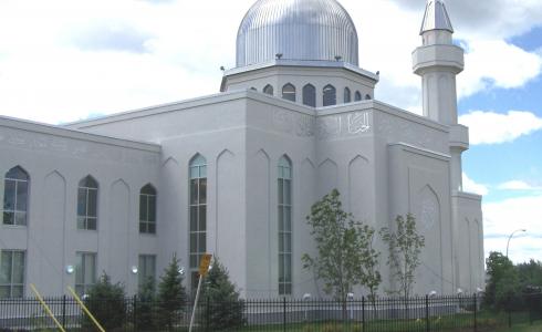 مسجد بيت النور في كندا