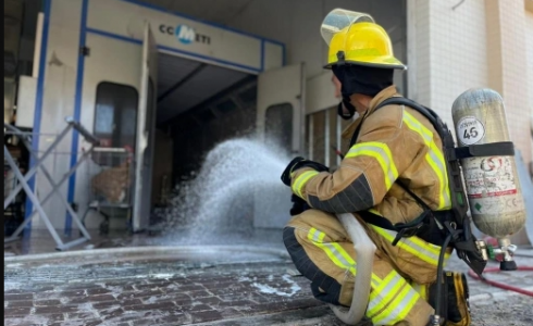 انفجار في كراج سيارات يسفر عن إصابات في العفولة