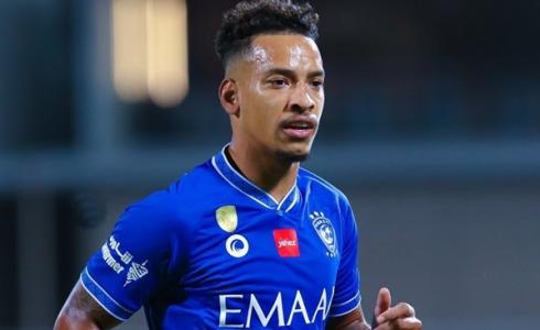 ماتيوس بيريرا لاعب نادي الهلال السعودي