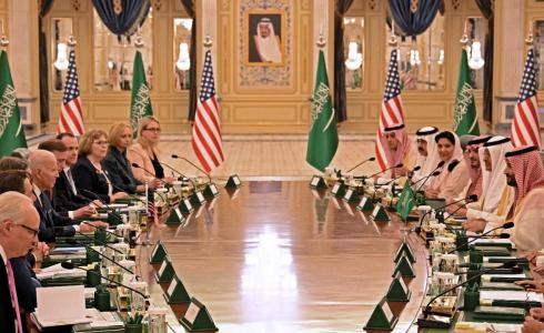 بايدن يتعرض لموقف محرج في السعودية