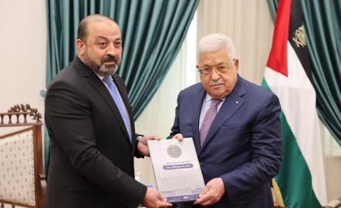 الرئيس عباس يتسلم تقرير النيابة العامة السنوي للعام 2021