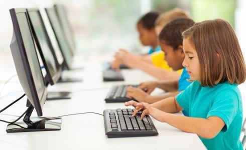 تعليم الاطفال البرمجة- توضيحية