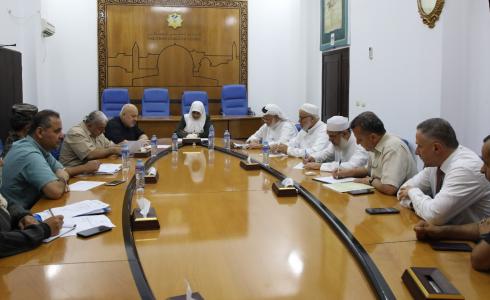 غزة: لجنة الرقابة بالتشريعي تبحث مع الداخلية الحالة الأمنية في القطاع