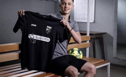 اللاعب بلال عباس