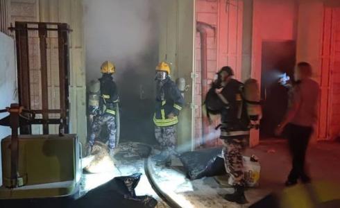 إخماد حريق بمعمل إنتاج رقائق غذائية في طولكرم