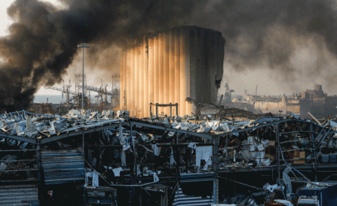 لبنانيون ينشرون مقاطع فيديو عن انفجار مرفأ بيروت
