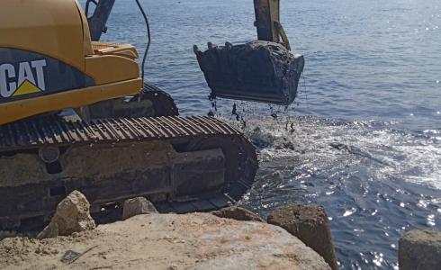 تعميق حوض ميناء غزة البحري