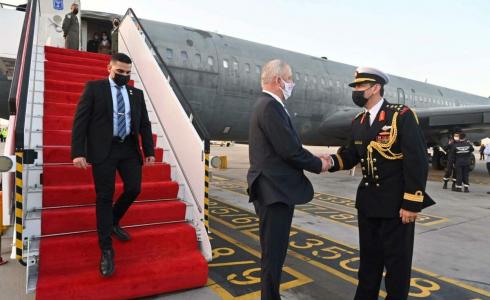 من وصول غانتس إلى الولايات المتحدة