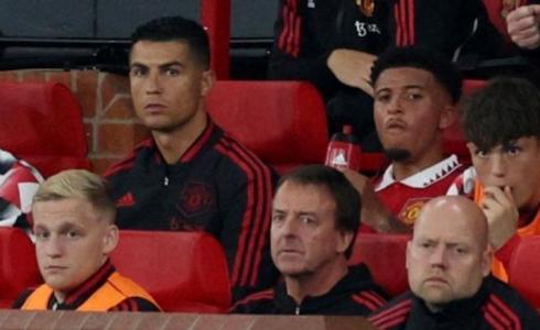 موقف مانشستر يونايتد من رحيل رونالدو لنابولي