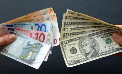 8 أسباب وراء تراجع سعر اليورو مقابل الدولار