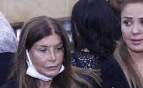 الحزن يكسو ملامحها .. ظهور صادم للفنانة ميرفت أمين