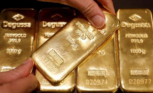 سعر أونصة الذهب بيع وشراء اليوم الإثنين في الإمارات