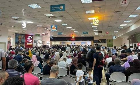 المسافرين عبر معبر الكرامة - ارشيف