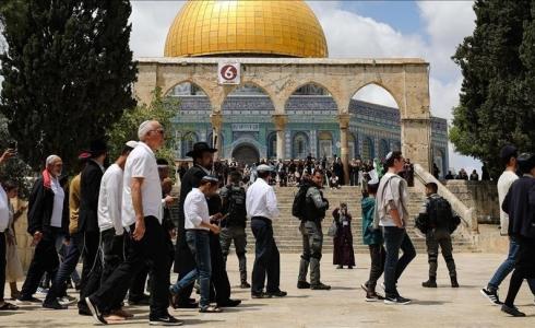 مستوطنون يقتحمون المسجد الأقصى - ارشيف