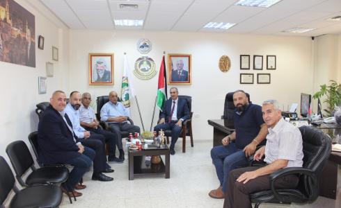 القدس المفتوحة وغرفة التجارة والصناعة في بيت لحم توقعان مذكرة تعاون