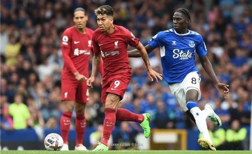 من مباراة ليفربول وايفرتون اليوم