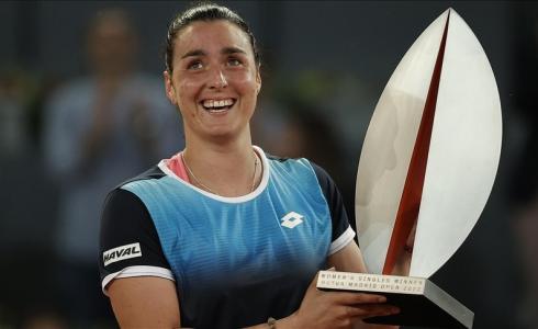 اختيار أنس جابر شخصية العام الرياضية العربية لعام 2022