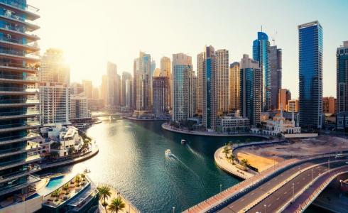 الإمارات : تطبيق إقامة العمل الإفتراضي للأجانب في أكتوبر المقبل