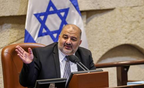 منصور عباس زعيم القائمة العربية الموحدة