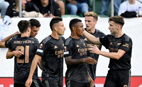 نادي ارسنال أعلن تأجيل مباراته بالدوري الأوروبي