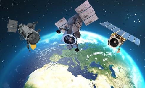 روسيا تكشف عن منظومة جديدة لمعاينة بيانات الأقمار الصناعية