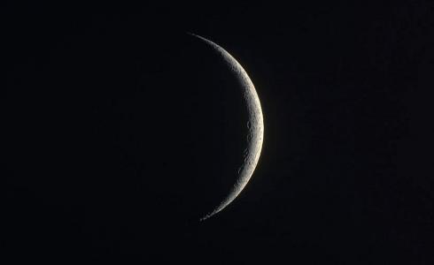 هلال ربيع الأول سيزين سماء المملكة والوطن العربي مساء اليوم