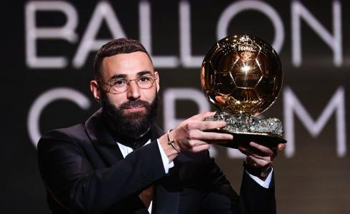 أبرز مكاسب بنزيما بعد تتويجه بجائزة الكرة الذهبية 2022