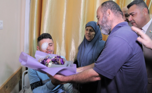 عملية زراعة قرنية ضمن حملة ومن أحياها - ارشيف