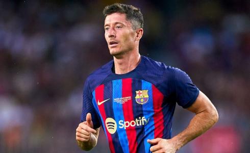 اللاعب البولندي ليفانوفسكي.