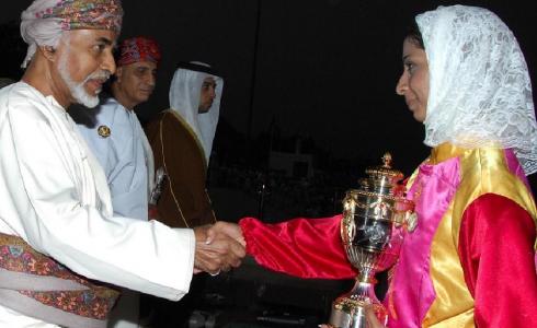 متى يوم المرأة العمانية 2022 – تاريخ يوم المرأة العمانية ٢٠٢٢