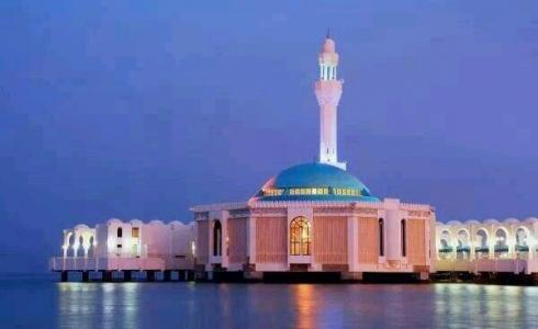 أول مسجد عائم بالعالم في جدة