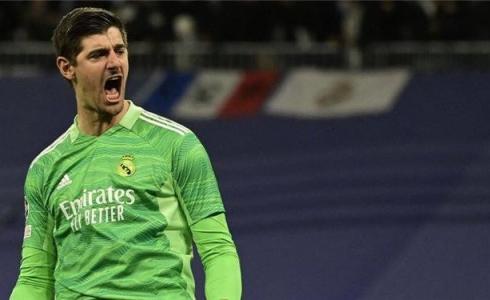 حارس مرمى ريال مدريد تيبو كورتوا