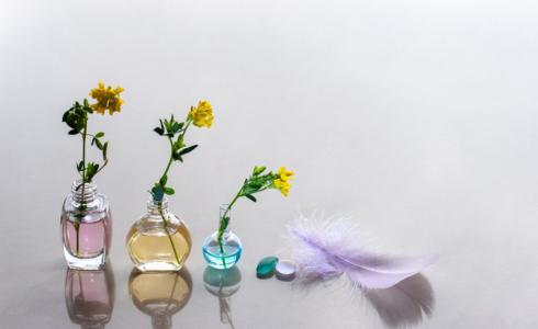 إعادة تدوير زجاجات العطور